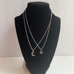 Silver Sun and Moon Matching Necklace Set for Friends Friendship or Couples. This necklace is made of stainless steel so it will not tarnish. Couple Matching Necklaces, Sun And Moon Matching, Friend Bff, Friend Friendship, Wattpad Stories, Couple Matching, Sun And Moon, Matching Necklaces, For Friends