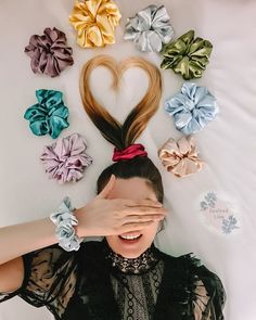 Diy Gift For Bff, Diy Hair Accessories Ribbon, Beauty Video Ideas, Weak Hair, Hair Drying, Mode Turban, Satin Scrunchies