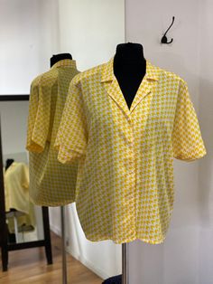 Vintage blouse, Yellow vintage shirt, 80-90s fashion, 80s 90s  clothing, Colorful vintage blouse, Womenswear, Shirt, 1990s fashion, 1989s  Style: 1980s Size: 16 XXL Length: 68 cm / 26.3 inches Bust: 128 cm / 50.3  inches Sleeves+shoulder: 43 cm / 16.9 inches Upper arm: 48 cm / 18.9 inches * Please note that actual colors may vary due to your computer resolution and monitor color restrictions *Clothes from smoke free house *Vintage  *Please contact me if you have any questions Thank you visiting Vintage V-neck Top With Relaxed Fit, Vintage Printed V-neck Top, Retro V-neck Relaxed Fit Top, Retro V-neck Summer Shirt, Yellow Cotton V-neck Shirt, Retro V-neck Summer Blouse, Vintage Printed V-neck Blouse, Retro Printed Shirt With Camp Collar, 90s Style Relaxed Fit Button-up Top