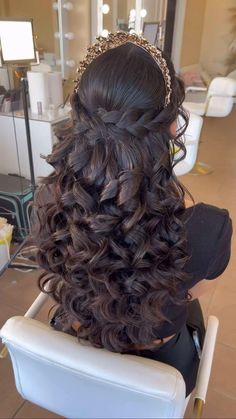 Sweet 16 Hairstyles, Quinceanera Dresses Pink, Quinceanera Dresses Blue, Quinceanera Hairstyles, Quince Hairstyles, Quince Dresses, Half Up Half Down