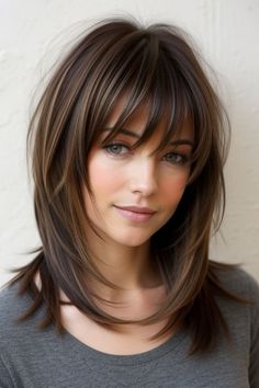 27+ Chin Length Hairstyles for Fine Hair Women 2 Rich Girl Hair, Chin Length Hairstyles, Fine Hair Styles For Women, Haircuts For Medium Length Hair, Hairstyles For Fine Hair, Layered Haircuts For Medium Hair, Chin Length, Chin Length Hair, Hairstyle Trends