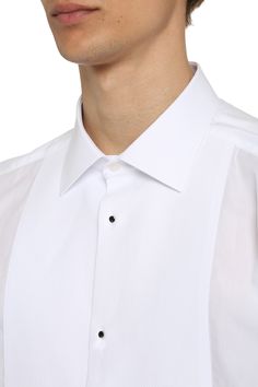 Step up your formalwear game with this DOLCE & GABBANA poplin tuxedo shirt. Made from 100% cotton, it offers a crisp, polished look that's perfect for any special occasion. Size: 40 Color: White (W0800) Composition: COTTON: 100 Sophisticated Man, Tuxedo Shirt Men, Men's Tuxedo, Embellished Shirt, Tuxedo Shirt, Tuxedo Shirts, Tuxedo For Men, Dolce And Gabbana Man, Denim Pant