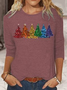 Christmas Tees For Women, Womens Christmas Tops, Christmas Shirts For Women, Weekend Festival, Christmas Tree Print, Blue Christmas Tree, Womens Christmas, Christmas Tops, Spring Wear