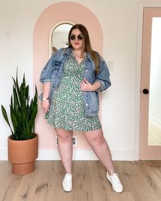 diana.dares no LTK Diana Dares, Striped Boyfriend Shirt, Outfits Gorditas, Plus Size Winter Outfits, Chubby Fashion, Midsize Fashion, Look Plus Size, Outfit Primavera, Moda Plus