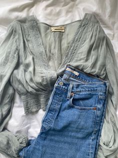 Bubblegum Core Aesthetic Outfit, Bubblegum Core Aesthetic, Bubblegum Core, Top Jeans, Estilo Hippie, Boho Blouse, Lovely Clothes, Aesthetic Outfit, Really Cute Outfits