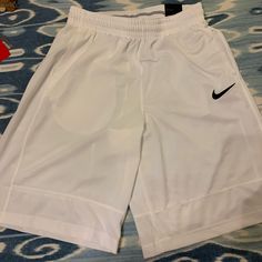 Never Worn Nike Shorts With Tags Size Medium Sports Pants With Built-in Shorts For Spring, Nike Sporty Summer Pants, Nike White Pants For Spring, Summer Sports Short Pants, White Bermuda Pants For Summer, Nike Casual Shorts With Short Inseam, Nike Casual Short Pants, White Sports Shorts For Spring, White Summer Cotton Athletic Shorts