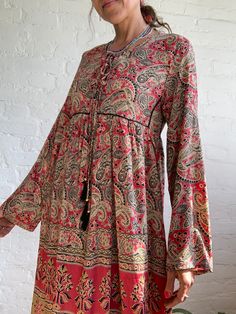 "This is cute oversized boho maternity dress,  made in upcycled saree silk, that feels light and soft.  It is made baggy and loose  fit all sizes S-L perfect tunic for summer days, for ladies who appreciate comfort  MEAESURE:: size S-L shoulder 18\" bust up to 41\" high waist up to 40\" length 49\" MATERIAL * 70% silk * 30 %poliester * no, lining CARE INSTRUCTIONS  * Wash in warm water * Hand wash recommended * Hang to dry  IMPORTANT NOTE  * Please note that colour shown on your monitor may vary Printed Long Sleeve Relaxed Fit Dress, Flowy Long Sleeve Maxi Dress For Maternity, Free Size Long Sleeve Dresses For Fall, Bohemian Long Maxi Dress, Flowy Long Sleeve Maternity Maxi Dress, Bohemian Kaftan For Festive Occasions, Flowy Boho Print Rayon Maxi Dress, Non-stretch Long Sleeve Maternity Dress, Flowy Rayon Maxi Dress With Boho Print