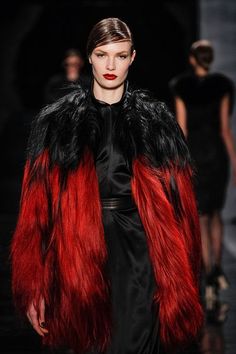 Reem Acra - Ready-to-Wear - Fall-winter 2013-2014 Gothic Elegance, 2014 Runway, Reem Acra, Pre Fall, Jon Snow, Eyebrows, Fur Coat, Porter, Ready To Wear