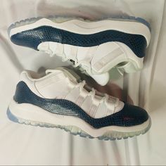 Jordan Retro Xi 11 Low Tops Blue Navy Snake Skin Youth Size 13c Cd6848-102. Condition Is "Pre-Owned". Shipped With Usps Priority Mail. * Item Is Brand New Never Been Used Or Tried On * Size 13c * Shoes Includes Shoe Box With No Lid * Fast Shipping! Same Day * Dm For Any Questions Or Concerns Blue Jordan Shoes With Air Cushioning, Blue Jordan Shoes With Air Cushioning For Streetwear, Blue Sporty Jordan Shoes With Air Cushioning, Sporty Blue Jordan Shoes With Air Cushioning, Blue Basketball Shoes With Air Cushioning And Round Toe, Blue Basketball Shoes With Air Cushioning, Low-top Jordan Shoes With Air Cushioning And White Sole, White Sole Low-top Jordan Shoes With Air Cushioning, Blue High-top Jordan Shoes With Air Cushioning