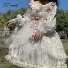 S bust 80-90 waist75-85 sleeve 60 cuff 22 M bust 84-94 waist 79-89 sleeve 61 cuff 23 L bust 86-96 waist 83-93 sleeve 62 cuff 24 Cute White Vintage Party Dress, White Fitted Kawaii Dress, Fitted White Kawaii Dress, Cute White Vintage Dress With Ruffles, White Vintage Dress With Ruffles, Cute Long Sleeve Vintage Dress For Spring, White Kawaii Dress For Costume Party, White Harajuku Dress With Doll Collar, White Kawaii Dress With Lace Trim