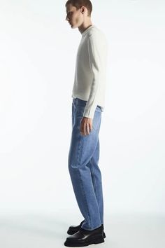 SIGNATURE JEANS - STRAIGHT - LIGHT BLUE - COS Everyday Jeans, Selvedge Denim, White Tee, Recycled Cotton, Straight Leg Jeans, Mid Rise, Straight Leg, Organic Cotton, Light Blue