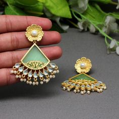 About these earrings: These are Amrapali-inspired Druzy Stone gold plated Earrings. It is finished with Kundan and pearls which makes it a unique piece to wear. One of the popular contemporary stone jewelry is Druzy Stone jewelry. This is one of the earrings, you should have in your collection. It's very versatile. This can be paired up with western dresses as well as ethnic too. Possibilities are limitless. Earring Length: 2.5Inch x Width: 1.75inch Metal: Brass With Good Quality Gold Plated Sto Pista Green Colour, Pista Green, Stone Gold, Red Stone, Online Earrings, Gold Plated Earrings, Color Crystal, Earring Backs, Stone Earrings