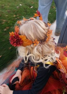 Fall Fairy Headpiece, Fall Fairy Costume Diy, Orange Fairy Costume, Seasons Costume, Autumn Fairy Costume, Fall Fairy Costume, Autumn Costume, Fall Costume, Orange Fairy