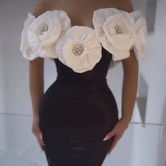 High-Quality Luxury White Strapless Bodycon Evening Dress with Large 3D Flowers - Elegant Bandage Dress for Women Bodycon Evening Dress, Rose Violette, Embellished Maxi Dress, Belle Dress, Strapless Neckline, Strapless Maxi, Strapless Maxi Dress, 3d Flowers, Swimwear Cover Ups