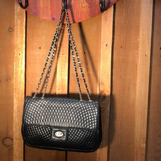 Vintage Genuine Bally’s Chain Strap Bag. Beautiful Condition. Bally Bag, Cute Crossbody Bags, Python Bags, Vintage Leather Handbag, Black Satchel, Chain Strap Bag, Leather Bucket, Leather Bucket Bag, Black Leather Bags