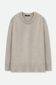 Crafted for a luxuriously soft, warm embrace, covet a classic-fit, soft crewneck sweater for even the coldest of days. Knit in the perfect weight to layer or dress on its own. Knit in perfectly fine merino wool and cashmere, embrace the ease of a long sleeve pullover crew - elevate the essentials of a timeless wardrobe in the Colette Crew. size guide and fit Intended for a classic fit. Fits true to size, take your usual. Follow the recommended size guide below. Jarbo Recommended Size Chest Lengt Cozy Crew Neck Sweater For Layering, Fall Cashmere Crew Neck Sweatshirt, Everyday Winter Crew Sweater, Merino Wool Crew Neck Sweater For Fall, Soft Knit Merino Wool Crew Neck Sweater, Soft Knit Merino Wool Sweater With Crew Neck, Winter Cashmere Crew Neck Sweater, Cashmere Crew Neck Sweater For Winter, Oversized Merino Wool Crew Neck Top