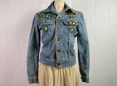 Vintage Jacket Patches Jacket Trucker Jacket Denim Jacket - Etsy Vintage Denim Outerwear With Embroidered Patch, Vintage Outerwear With Patches In Medium Wash, Vintage Medium Wash Outerwear With Patches, Vintage Denim Jacket With Embroidered Patch For Spring, Vintage Long Sleeve Denim Jacket With Patches, Vintage Denim Jacket With Patches, Lee Jacket, Lee Denim Jacket, Jacket Patches