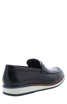 A sophisticated penny loafer constructed from smooth leather offers premium comfort with soft memory foam cushioning. Leather upper and lining/rubber sole Imported Penny Loafers Men, Classic Slippers, Dolce Gabbana Sunglasses, Brick Lane, Straw Bags, Penny Lane, Flip Flop Slippers, Penny Loafer, Ugg Classic