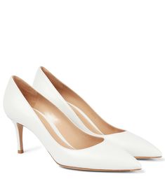 Brighten your office looks with the Gianvito 70 pumps from Gianvito Rossi. They're made from smooth white leather with pointed toes and 70mm stiletto heels. | Gianvito Rossi Gianvito 70 leather pumps