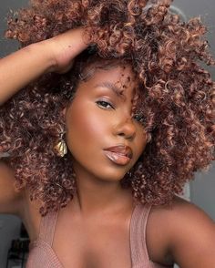 35 Spring Hair Colors We Love Right Now - 2024 Ideas + Trends Cabello Color Chocolate, Balayage Hair Copper, Hairstyle Inspo, Spring Hair Color