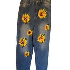 Shein High Rise 2-Pocket Jeans With Sunflowers Size Xs Nwot Shein Pants, Pocket Jeans, Blue Yellow, Pant Jumpsuit, Sunflower, Color Blue, High Rise, Pants For Women, Yellow