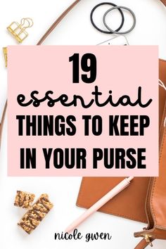 what to put in your purse Mom Purse Essentials, Purse Essentials List, Purse Necessities, Mom Purses, Work Purse