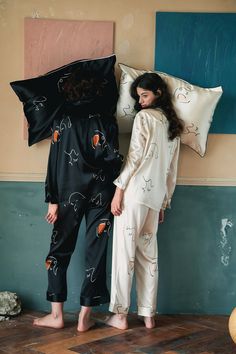 Long Pajamas, Pajamas Aesthetic, Face Line Art, Silk Pyjamas, Organic Luxury, Pajama Outfit