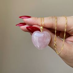 ♡ Rose Quartz heart in gold filled chain to show your love and tender feelings! Comes in luxury gift box and postcard! Rose quartz helps against stress, relieves emotional stress, calms down, makes your heart spread happiness and love. It removes the pain of old emotional and heart issues.💖 Rose quartz enhances self-esteem and self-confidence, improves mutual understanding between people. This stone gives vitality to its owner, promotes the development of sensuality, increases creativity ꕥ One of the strongest powers of Rose Quartz is to attract love and cure heartaches. ꕥ This gemstone is fantastic for the moments when need our emotions soothed. ꕥ This natural stone is great for fear, grief, relationships, contemplating love ~ how we give and receive it. ꕥ Helps increase confidence, sens Rose Quartz Heart Pendant, Rose Gold Rose Quartz Jewelry Perfect For Gifts, Rose Gold Rose Quartz Jewelry Gift, Rose Gold Jewelry With Rose Quartz For Gift, Feminine Gold Heart Necklace Gift, Feminine Rose Jewelry For Gifts, Feminine Rose Jewelry For Valentine's Day, Feminine Valentine's Day Jewelry Gift, Pink Gemstone Heart Necklace For Gift