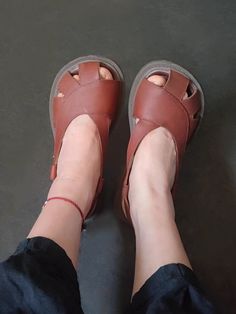 Summer Retro British Style Soft Leather Sandals – Retrosia Soft Leather Sandals, Summer Retro, Confident Style, Comfort Design, British Fashion, Comfortable Flats, Bag Dress, British Indian Ocean Territory, Mozambique