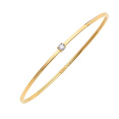 18K Yellow Gold Round Brilliant Cut Diamond D = .15 ctw G-H, VS-SI1 Width = 1.8mm For additional information please contact Partita +1(415) 447-0795 Elegant Formal Bangle With Single Diamond, Timeless Formal Bangle With Single Diamond, Diamond Bangle With Single Diamond For Wedding, Single Diamond Bangle For Wedding, Wedding Bangle With Single Diamond, Formal Diamond Bangle With Single Diamond, Formal Bangle With Single Diamond, Formal Fine Jewelry Bangle With Single Diamond, Yellow Gold Diamond Bangle With Brilliant Cut