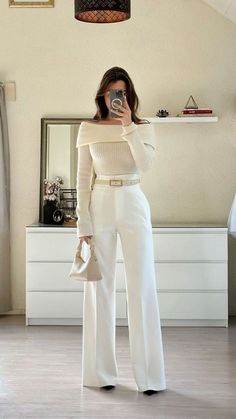 Elegantes Outfit Damen, Classy Business Outfits, Classy Outfits For Women, Professional Outfits Women, Outfit Chic, Stylish Work Attire, Everyday Fashion Outfits, Fashion Fail