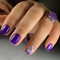 Spring Nails Art Designs, Purple Gel Nails, Quick Nail Art, Purple Nail Art, Semi Permanente, Purple Nail Designs