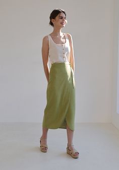 Linen Skirt FIONA Long Linen Wrap Skirt Maxi Linen Skirt - Etsy Linen Wrap Skirt Pattern, Green Midi Skirt Outfit, Drape Skirt Pattern, Linen Skirt Outfit, Midi Rock Outfit, Wrap Skirt Outfit, Maxi Linen Skirt, Wrap Skirt Pattern, Linen Wrap Skirt