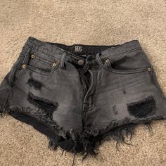 Nwot. Mid-Rise Shorts. Bdg From Urban Outfitters. Emo Shorts, Goth Shorts, Grunge Shorts, Grunge Clothes, Urban Outfitters Shorts, Black Jean Shorts, Mid Rise Shorts, Jeans For Short Women, Tween Outfits