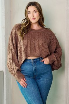 Elevate your plus size style with our Plus Don't Sell Yourself Short Cropped Sweater! Made with cozy 100% Acrylic, this cable knit bubble long-sleeve top is the perfect addition to your wardrobe. Stay warm and stylish in this brown cropped sweater and never sell yourself short again. Cropped Sweater Outfit, Plus Size Western, Sweaters Plus Size, Clothes Plus Size, Plus Size Style, Plus Size Boutique, Plus Size Cardigans, Plus Size Sweaters, Glitz And Glam