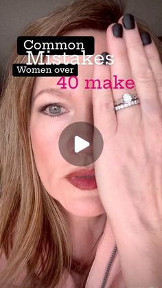 Jessica Barefield • Hairstylist on Instagram: "Common MISTAKES women over 40 are making… try these tips! #creammakeup #matureskinmakeup #matureskinmakeuptips #makeover40 #makeuptips #makeupteacher #seintmakeupartist" Beautiful Over 40 Woman, Makeup Over 45 Make Up, Makeup Ideas 40 For Women, Makeup Ideas For Over 40 Over 40, Older Eyes Makeup, Easy To Do Makeup Looks, Makeup Age 40, Eye Make Up 40's For Women, How To Put On Makeup Over 40