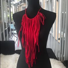 Spectacular Fringe Necklace.. Super In Just Fashionable#Fringe #Fashion #Fashionista #Fashionable #Justin #Chic #Bohochic #Bohostyle #Boho #Localdesigner * Red $30. *Green $30. *Black $30. *White $30. Always Open To Offers! Fast Shipper! Top Rated Selle Bohemian Fringe Tassel Necklace For Parties, Red Fringe Jewelry For Festival, Fringe Outfit, Copy Cats, Fringe Fashion, Outfit Red, Fringe Necklace, Necklace Red, Local Design