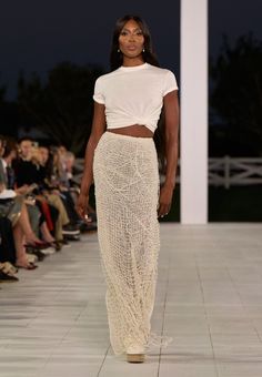 Spring Looks Ralph Lauren Spring 2025, 2025 Spring Fashion Trend, Ralph Lauren White Dress, Ss25 Runway, Boat Outfit, Boat Life, 2025 Fashion