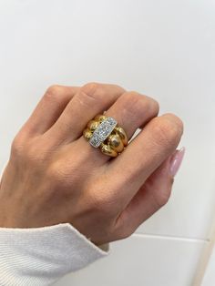 Vintage Statment Ring, 0.6CT Old European Cut Diamond, 18k Yellow Gold band, Estate Jewelry, Vintage Chunky gold ring, Jewelry gift for mom Jewelry Material: Yellow Gold 18k (the gold has been tested by a professional) Total Carat Weight: 1.10ct (Approx.) Total Metal Weight: 15.24g Size: 8.5 US Grading Results: Stone Type: Diamond Shape:Old European Carat: 0.60ct (Approx.), Stones quantity:1 Color: F Clarity: VS1 Grading Results: Stone Type: Diamond Shape:Old European Carat: 0.50ct (Approx.), St Gold Ring Jewelry, Mom Jewelry, European Cut Diamonds, Jewelry Manufacturers, Hand Jewelry, Diamond Shape, Jewelry Vintage, Ring Jewelry, Gold Band