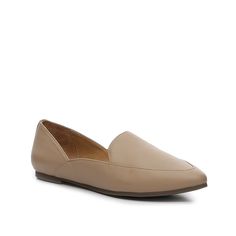 Kelly & Katie-Jolene Dip Flat Complement a number of favorite ensembles with the Jolene Dip flat from Kelly & Katie. The sleek silhouette takes from day to night easily, making this leather-crafted pair a soon-to-be staple of your collection. Classic Beige Flats For Spring, Fitted Beige Flats For Spring, Classic Beige Spring Flats, Classic Beige Flats For Work, Elegant Faux Leather Flats For Fall, Elegant Fall Faux Leather Flats, Sleek Flats For Business Casual, Sleek Flats For Spring Workwear, Beige Faux Leather Flats For Spring