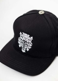 925 silver  imported Chrome Hearts, Caps For Women, 925 Silver, Black White, Black And White, Hats, Silver, White, Black