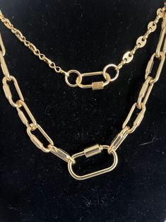 Gold Carabiner Necklace, Chunky Gold Link Chain Necklace - Etsy Everyday Chain Link Necklace With Carabiner Clasp, Gold Toggle Chain Link Necklace, Gold Chain Link Necklace With Carabiner Clasp, Gold Link Chain Necklace, Carabiner Necklace, Gold Link Chain, Necklace Chunky, Gold Link, Link Chain Necklace