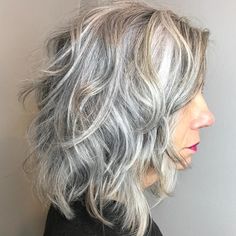 28 Youthful Hairstyles for Women Over 60 with Grey Hair All Hairstyles, Modern Hairstyles, Hair Toppers, Heat Styling Products, Grey Hair, Silver Hair, Womens Haircuts, Over 60, Shoulder Length