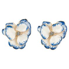 Product Description: Delicate gold and china blue flower clip earring instantly adds elegance to any look. Dimensions: 1 1/4"x1 1/4" Tiaras Jewellery, Clip Earring, China Blue, Steampunk Accessories, Jewelry Accessories Ideas, Jewelry Lookbook, Blue China, Flower Clip, Blue Jewelry