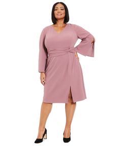 in stock Dress For Success Plus Size Women, Business Casual Plus Size Dress, Business Dresses Classy Plus Size, Business Casual Dresses For Plus Size Women, Plus Size Work Wear Dresses, Professional Dresses For Work Plus Size, Side Twist, Board Meeting, Split Sleeve