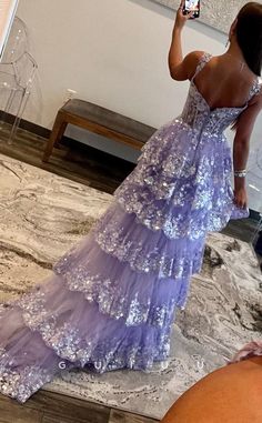 Bday Dresses, Formal Ideas, Reality Shifting, Princess Vibes, Ruffle Prom Dress, Beyonce Outfits, Purple Prom, Prom Ideas, Dream Dresses