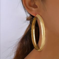 Brand New Women's Chunky Snakeskin Gold Hoop Earrings Genuine 14k Gold Plated Sterling Silver 3.27" Tall 7mm Thick Comfortable & Lightweight Retail Price $295 Buy With Confidence From A Trusted Seller With A 99%+ Feedback Rating! A0133 (Id-607-) Yellow Gold Hoop Earrings For Party, Yellow Gold Round Hoop Earrings For Party, Party-ready Tarnish-resistant Round Hoop Earrings, Yellow Gold Tarnish Resistant Hoop Earrings For Party, Yellow Gold Tarnish-resistant Hoop Earrings For Party, Party Yellow Gold Hoop Earrings Tarnish Resistant, Party Yellow Gold Tarnish-resistant Hoop Earrings, Gold Tarnish Resistant Hoop Earrings For Party, Tarnish Resistant Hoop Earrings For Party