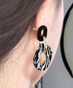 Stylish Black White Stripes Acrylic Diamond Hoop EarringsMade of fine Black White Stripes Acrylic Diamond.Measurement: 6.6cm/2.574" * 3.5cm/1.365". Matches easily with daily hairstyle, dresses & Shirts Daily Hairstyles, Diamond Hoop Earrings, White Stripe, Hoop Earrings, Stripes, Black White, Black And White, Hair Styles, Dresses