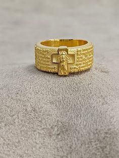 Gold Jesus Prayer Our Father Ring, 10k 14k 18k Gold Ring for Men, Religious Jewelry, Christian Mens  Signet Ring, Dainty Gift for Husband ★Item Details * Gender : Female / Male  * Material: 10K - 14K - 18K Gold * Ring Diameter: 1.9cm (0.7 inches)  * Ring Weight:  10K: 10.50 - 11.00 Gr 14K: 11.50 - 12.00 Gr 18K: 12.50 - 13.00 Gr * All our products are handmade and weights may vary   (-) 1,00 gram  * Ring Size: 5 US to 15 US - ( Contact me if you're expecting to buy another ring size ) * Visit our shop for more items https://www.etsy.com/shop/7SAtelier  ✔ Ready to Ship in 3-5 Business Days ✔ Free shipping worldwide! ✔ The product will be sent in a bubble-wrapped handmade wooden box to avoid any damage during shipping. ✔ Visit our store, browse our other collections, and find the perfect piec Husband Prayer, Gold Ring For Men, Mens Signet Ring, Prayer For Husband, Signet Ring Men, Jesus Prayer, Our Father, Horses Pendant, Ring Men