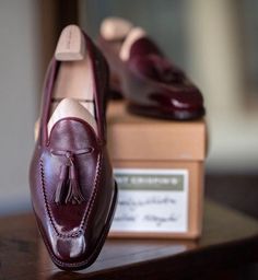 Handmade men burgundy leather dress shoes, formal men office leather shoes | eBay Men Office, Loafers Dress, Quality Leather Boots, Formal Men, Shoes Formal, Gentleman Shoes, Custom Design Shoes, Bespoke Shoes, Leather Dress Shoes